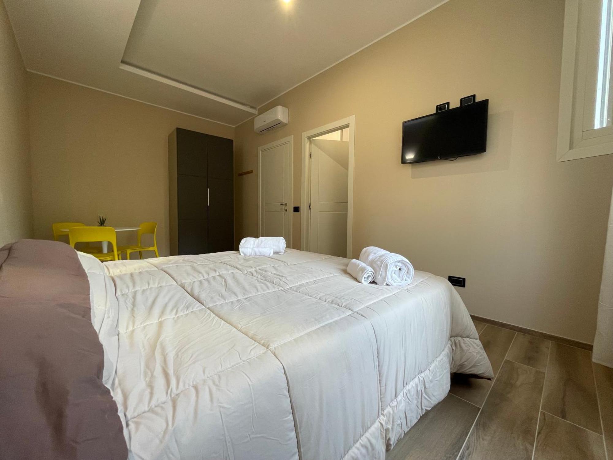 Guest House Design Navigli Milaan Buitenkant foto
